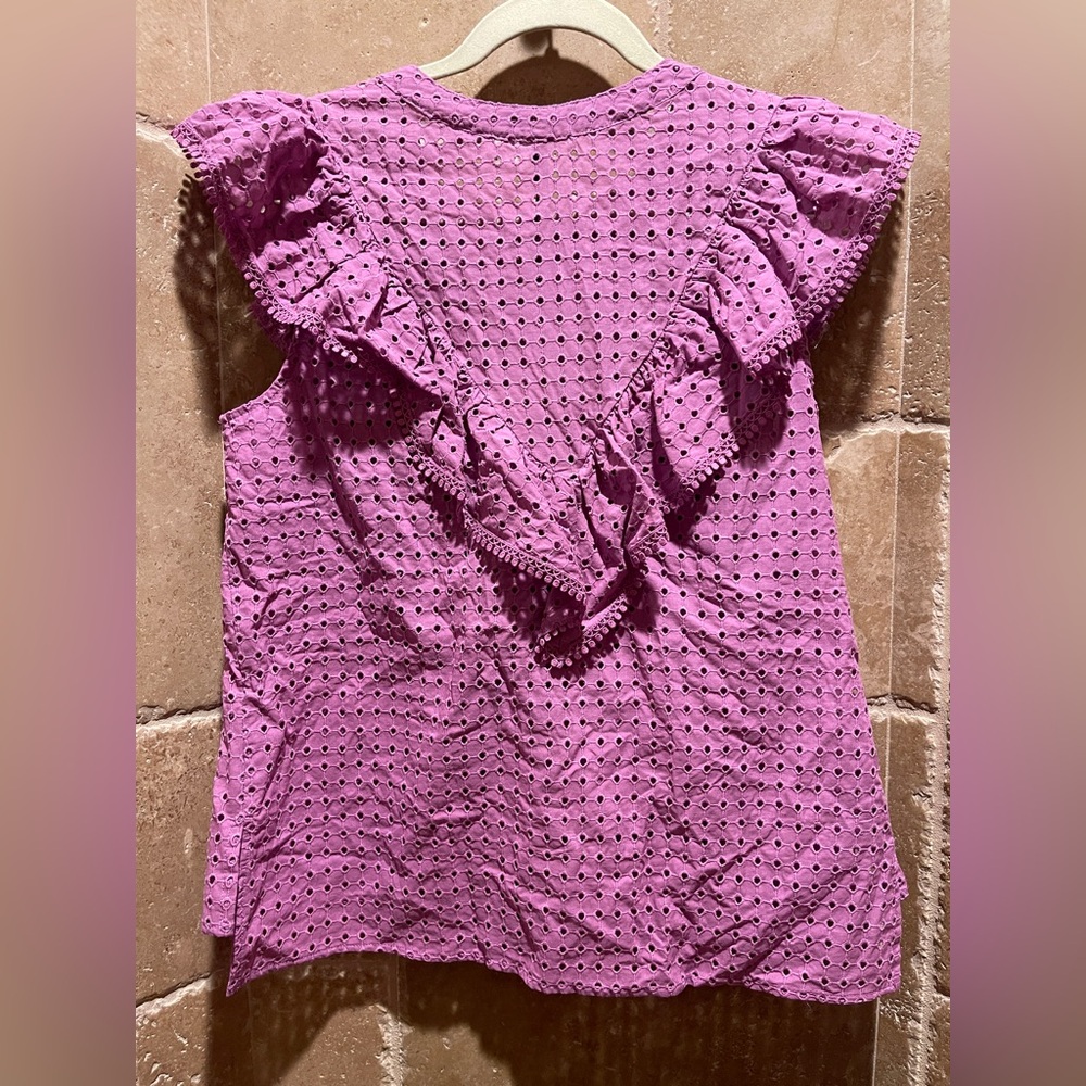 BCBGMaxAzria Magenta Eyelet Ruffle Tie-Front Sleeveless Top - Picture 4 of 5